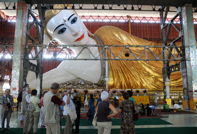 Chauk Htat Gyi Buddha Image